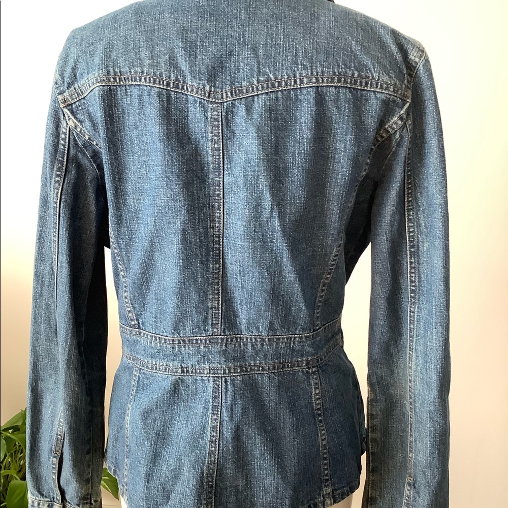 Denim jacket - Picture 2 of 3